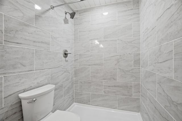 3840 Seven Gables Street, Fort Worth, TX 76133