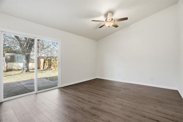 3840 Seven Gables Street, Fort Worth, TX 76133