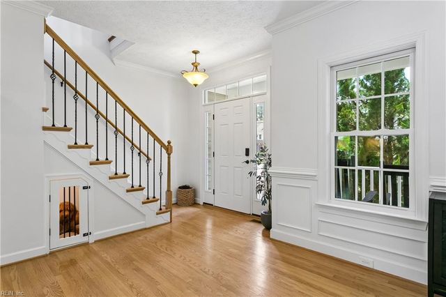 12 Elm ST, Poquoson, VA 23662