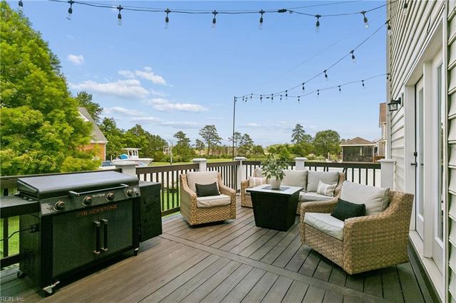 12 Elm ST, Poquoson, VA 23662