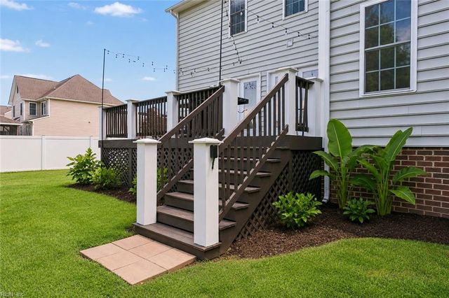 12 Elm ST, Poquoson, VA 23662