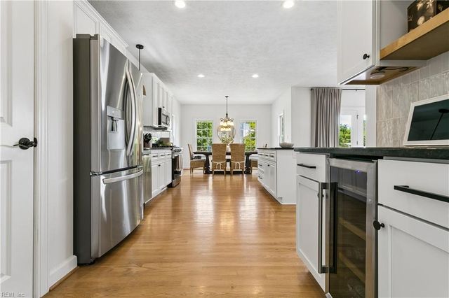 12 Elm ST, Poquoson, VA 23662