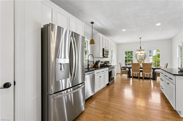 12 Elm ST, Poquoson, VA 23662