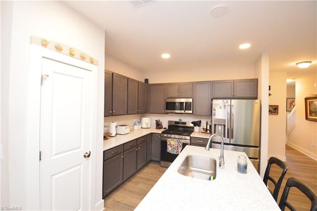 823 Pryor Street, Mebane, NC 27302