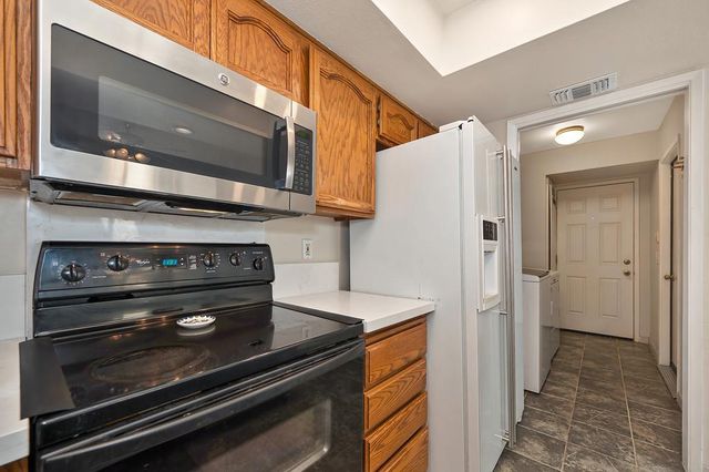 7448 Creekridge Ln, Citrus Heights, CA 95610