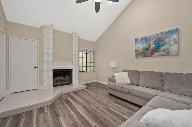7448 Creekridge Ln, Citrus Heights, CA 95610