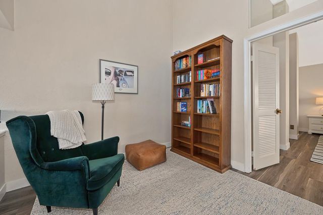 7448 Creekridge Ln, Citrus Heights, CA 95610