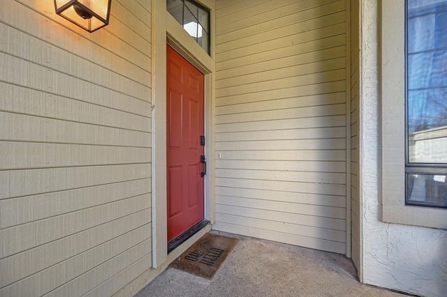 7448 Creekridge Ln, Citrus Heights, CA 95610
