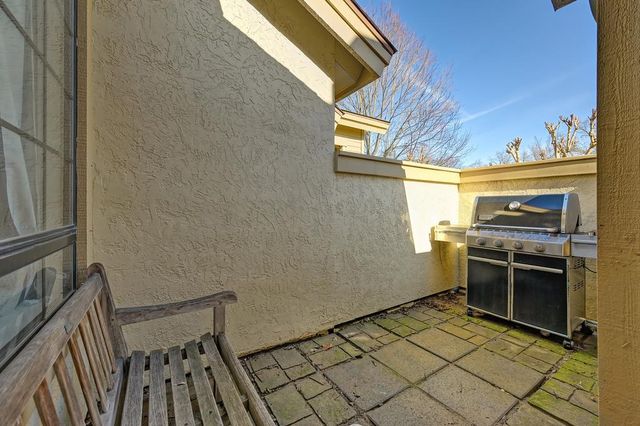 7448 Creekridge Ln, Citrus Heights, CA 95610