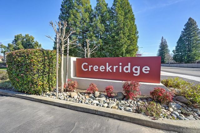 7448 Creekridge Ln, Citrus Heights, CA 95610