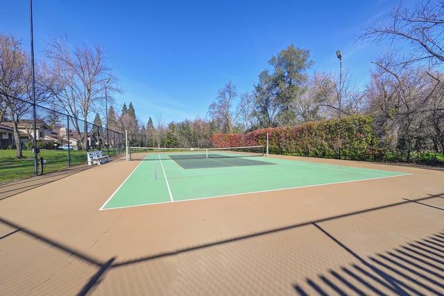 7448 Creekridge Ln, Citrus Heights, CA 95610