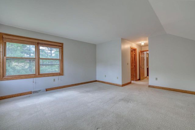 798 Greenway TERRACE, Hartland, WI 53029