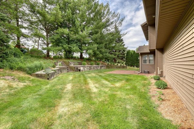 798 Greenway TERRACE, Hartland, WI 53029