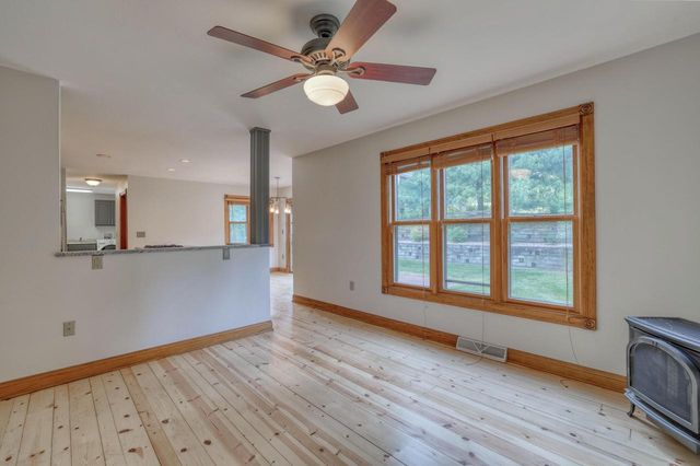 798 Greenway TERRACE, Hartland, WI 53029