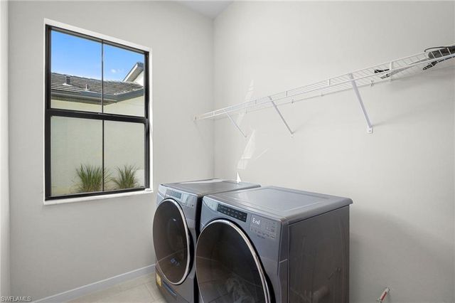 14720 Kingfisher LOOP, Naples, FL 34120