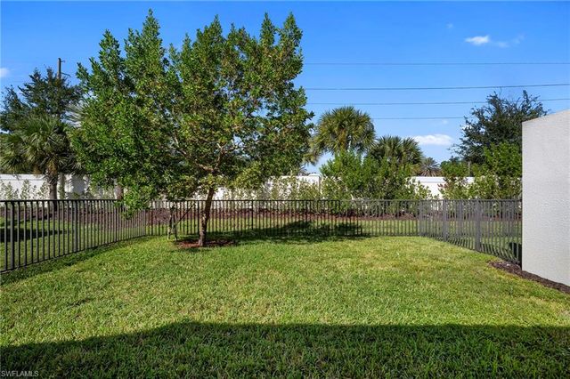 14720 Kingfisher LOOP, Naples, FL 34120