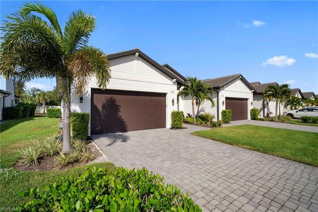 14720 Kingfisher LOOP, Naples, FL 34120