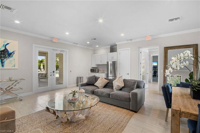 14720 Kingfisher LOOP, Naples, FL 34120