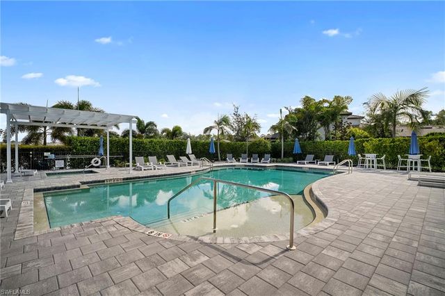 14720 Kingfisher LOOP, Naples, FL 34120