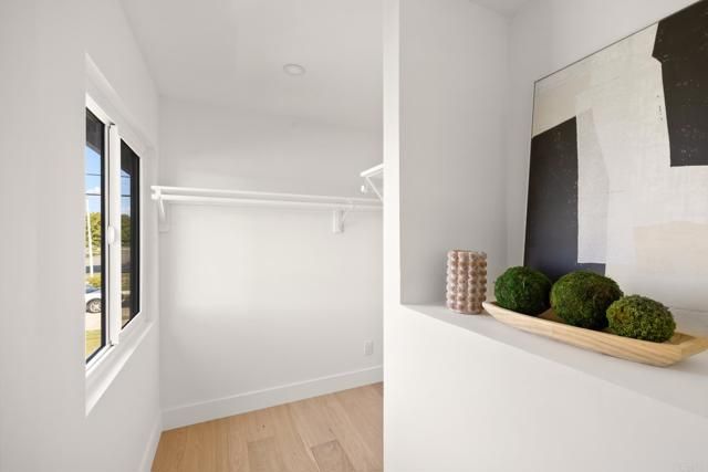 21792 Kaneohe Ln, Huntington Beach, CA 92646