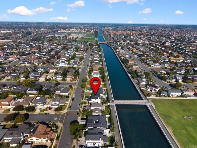 21792 Kaneohe Ln, Huntington Beach, CA 92646