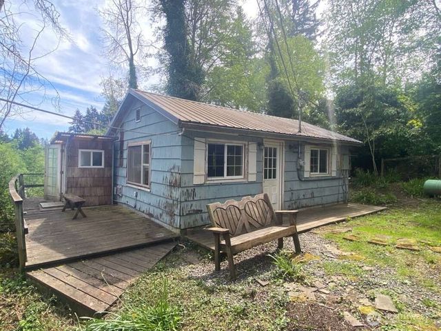 11420 103rd Avenue SW, Vashon, WA 98070