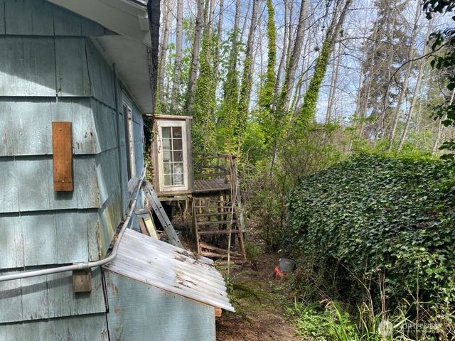 11420 103rd Avenue SW, Vashon, WA 98070