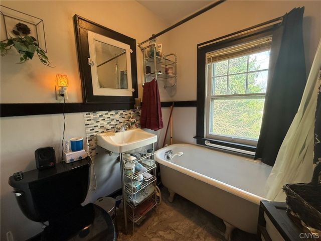 410 Emerson Avenue 12, Syracuse, NY 13204