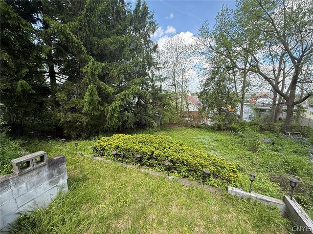 410 Emerson Avenue 12, Syracuse, NY 13204