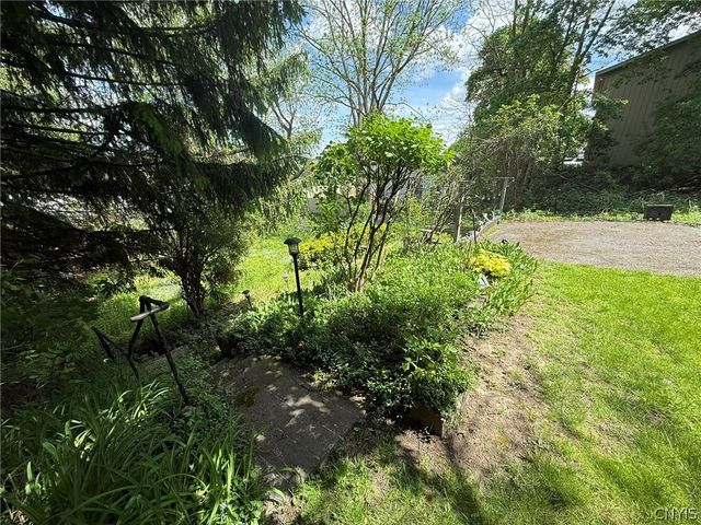410 Emerson Avenue 12, Syracuse, NY 13204