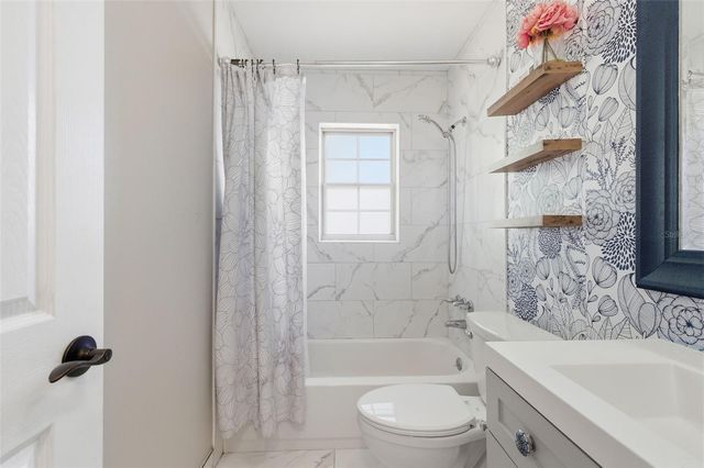 9993 86TH ST, Seminole, FL 33777