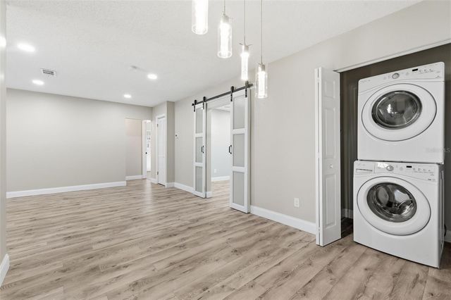 9993 86TH ST, Seminole, FL 33777