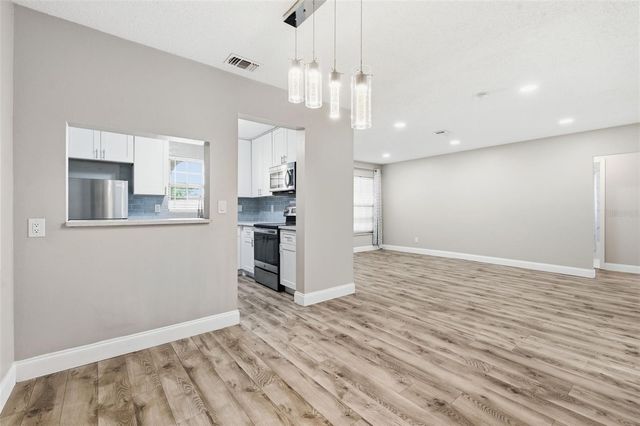 9993 86TH ST, Seminole, FL 33777