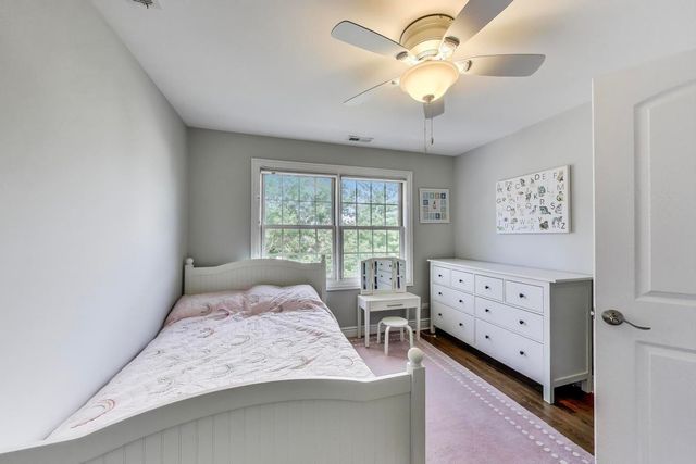 6067 N OCONTO Avenue, Chicago, IL 60631