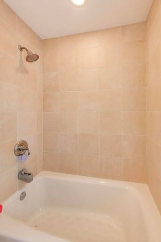 6067 N OCONTO Avenue, Chicago, IL 60631