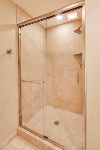 6067 N OCONTO Avenue, Chicago, IL 60631