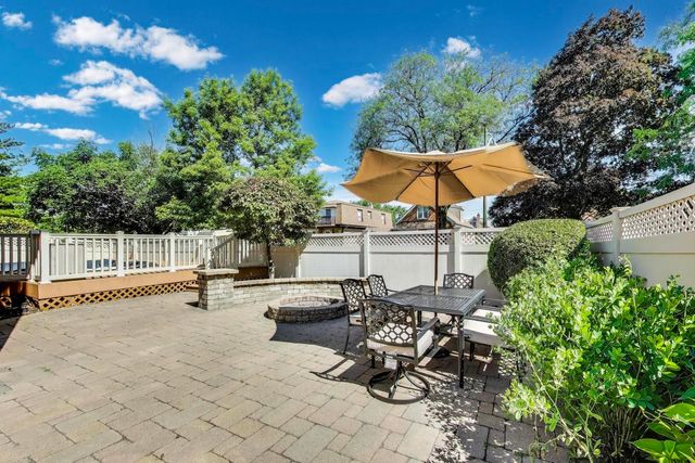 6067 N OCONTO Avenue, Chicago, IL 60631