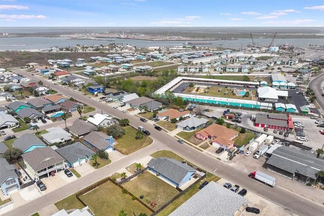 509 Rockport Channel, Port Aransas, TX 78373