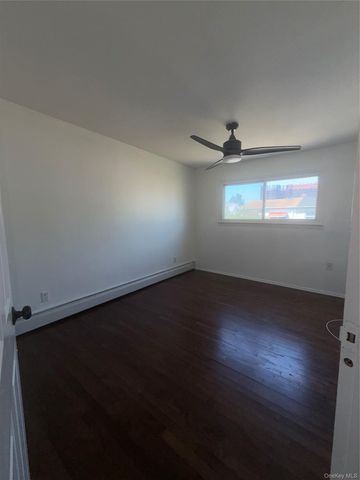 453 Beach 63rd Street 2nd Floor, Far Rockaway, NY 11692