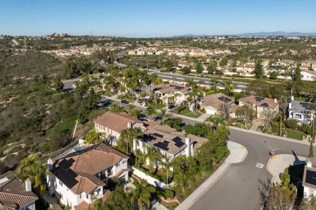 1747 Oriole Ct, Carlsbad, CA 92011