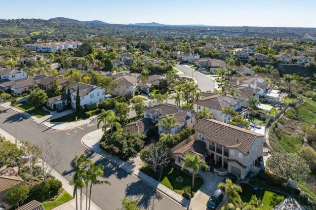 1747 Oriole Ct, Carlsbad, CA 92011