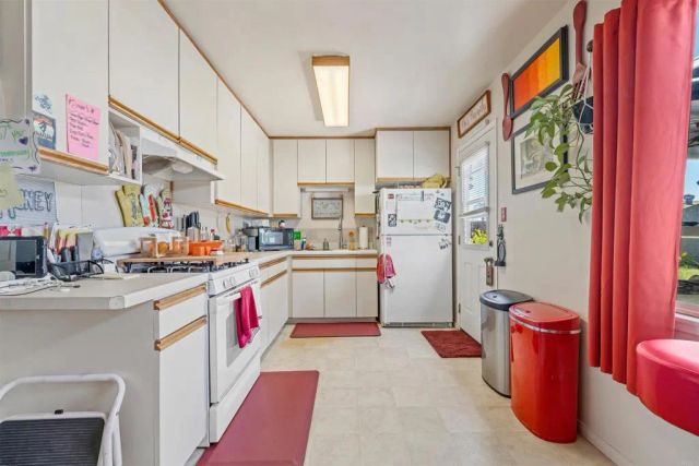 3153 Idlewild Way, San Diego, CA 92117