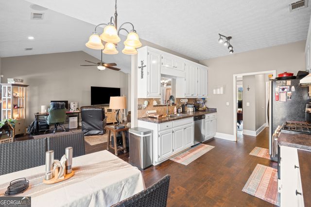 160 Abner Drive, Mcdonough, GA 30252