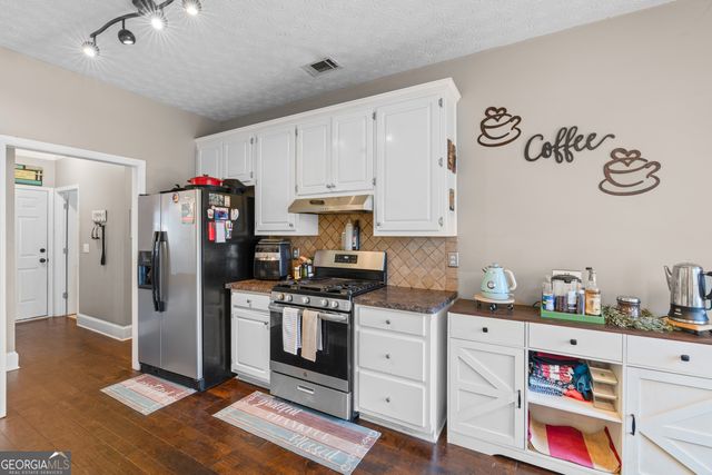 160 Abner Drive, Mcdonough, GA 30252