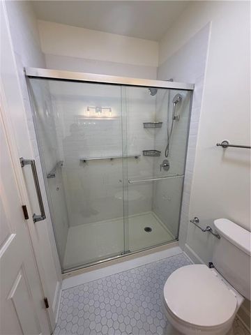 183 Victoria Way, Roswell, GA 30075