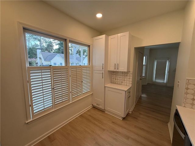183 Victoria Way, Roswell, GA 30075