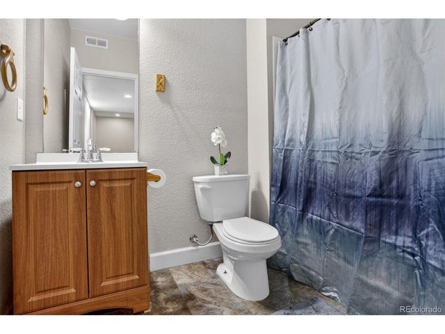 10968 Dayton Way, Commerce City, CO 80640