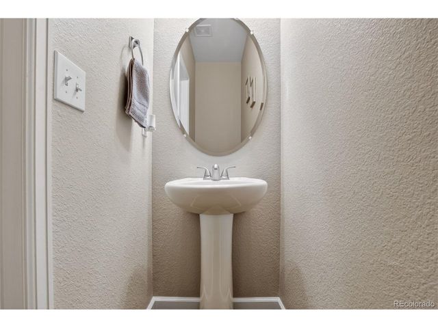 10968 Dayton Way, Commerce City, CO 80640