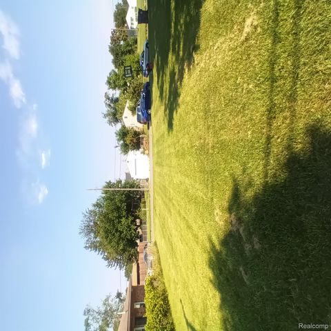 3983 E 13th Street E, Ecorse, MI 48229