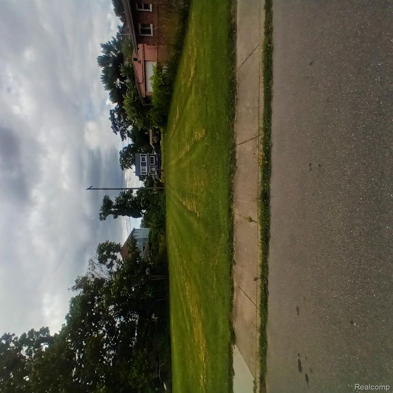 3983 E 13th Street E, Ecorse, MI 48229